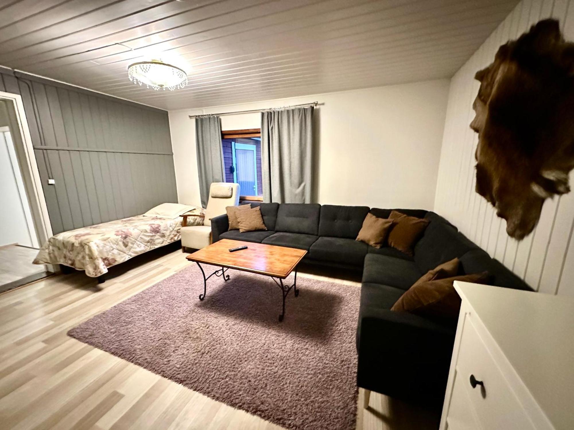 Holiday Home 이발로 외부 사진